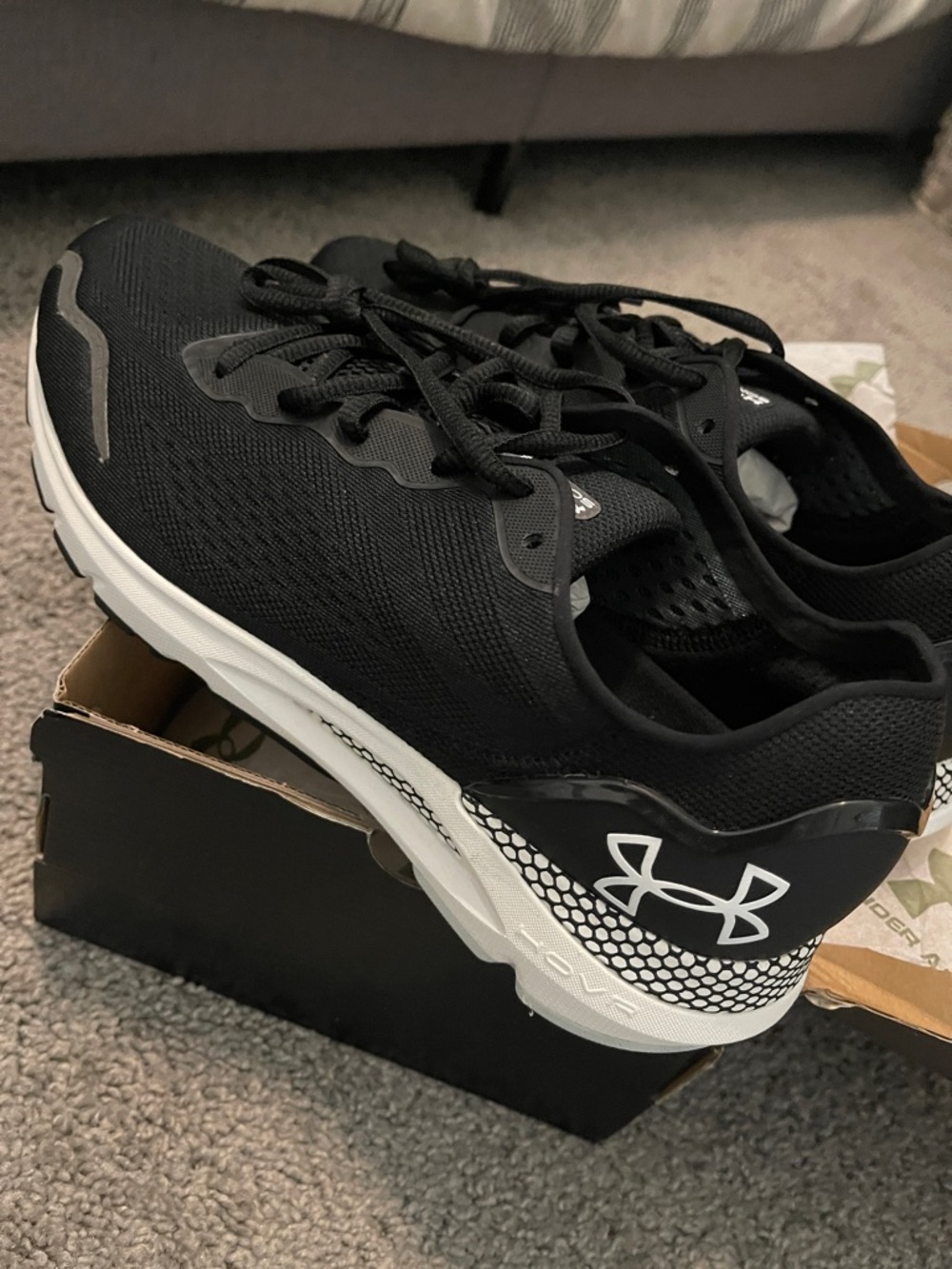 Under Armour Men's Black and White Athletic Running Shoes